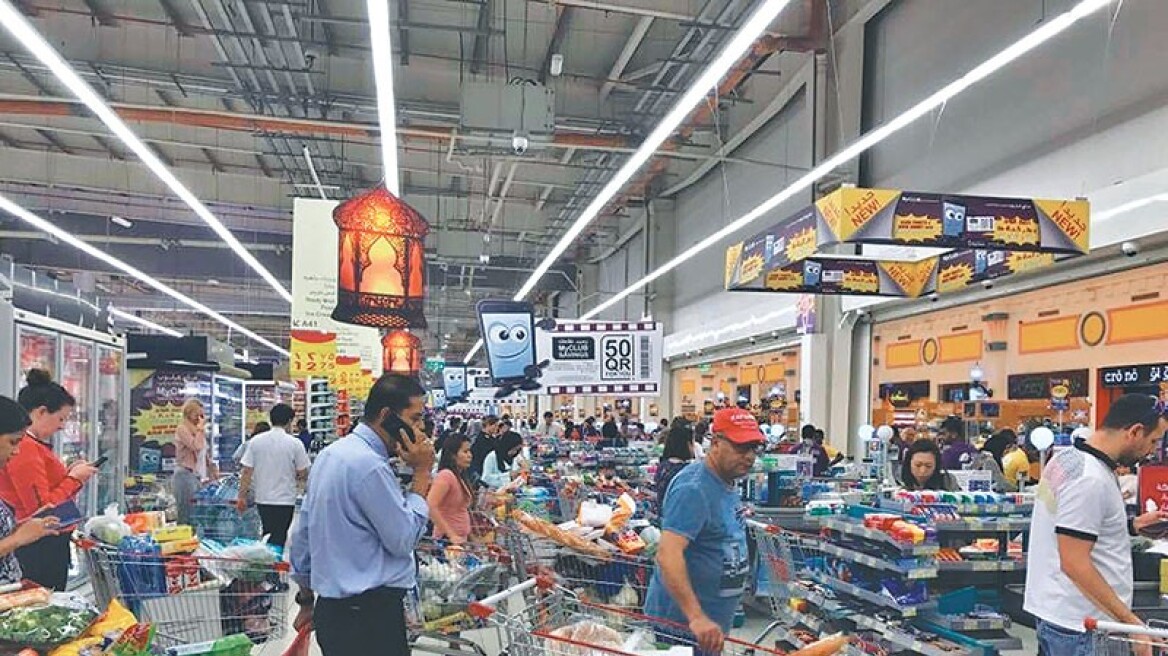 Κατάρ: Δείτε πώς καθησυχάζουν τους καταναλωτές για την επάρκεια αγαθών στα σούπερ μάρκετ